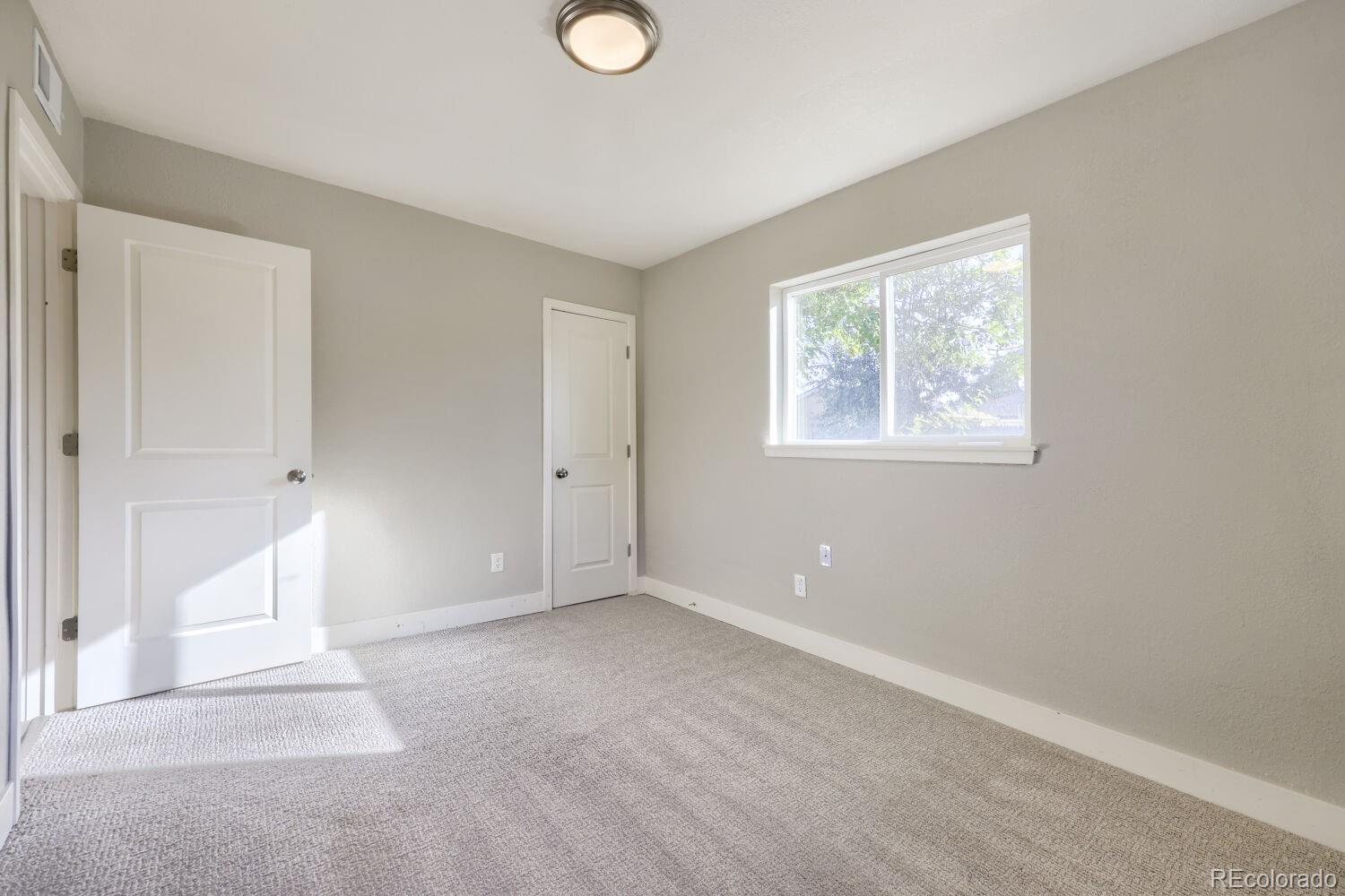 MLS Image #22 for 831  tucson street,aurora, Colorado