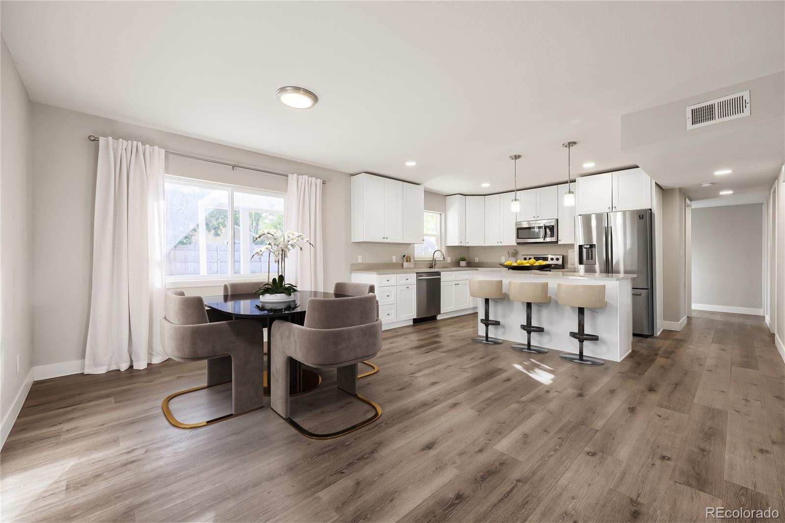 MLS Image #7 for 831  tucson street,aurora, Colorado
