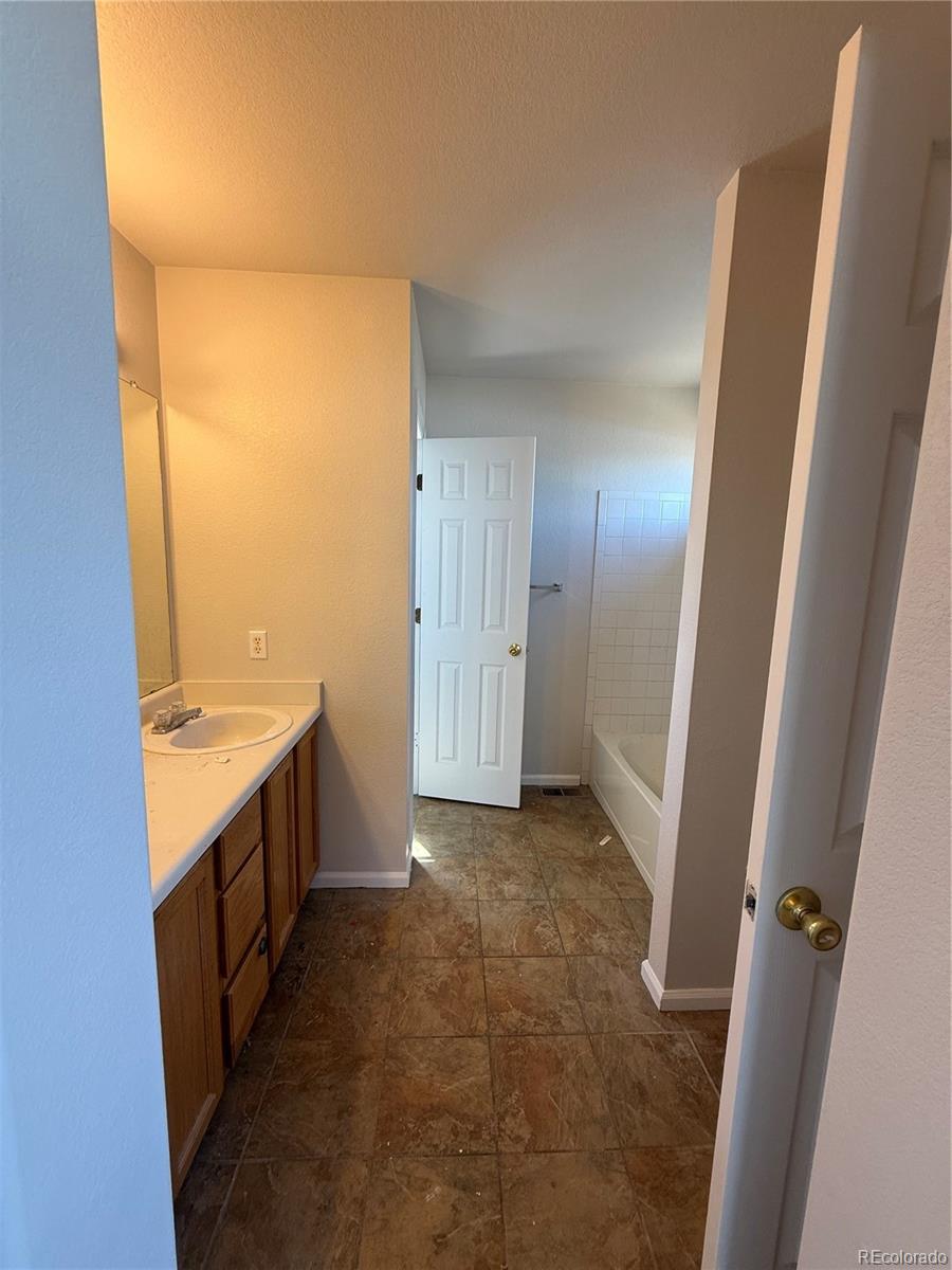 MLS Image #6 for 4693  durham court,denver, Colorado