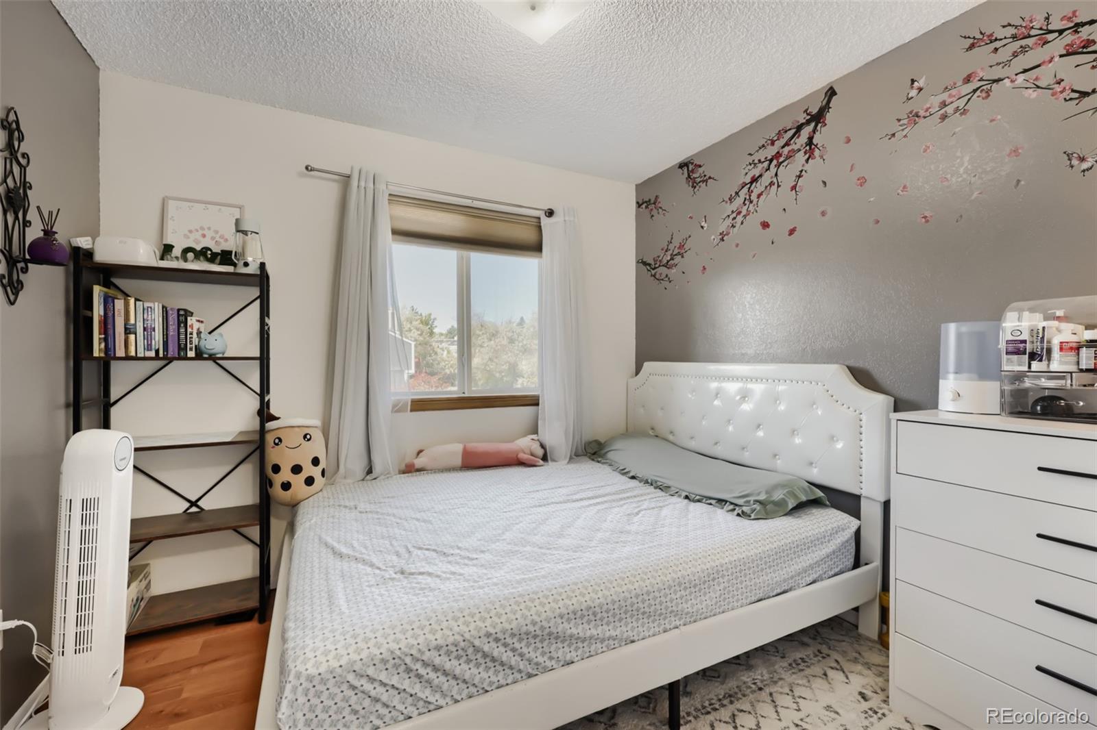 MLS Image #16 for 944 s uravan street,aurora, Colorado