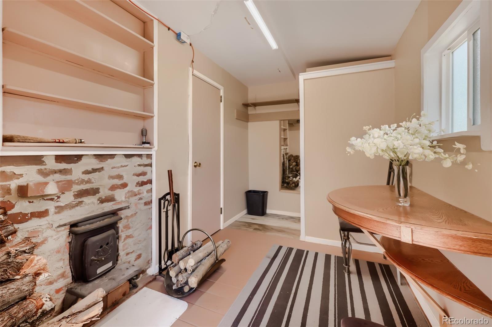 MLS Image #4 for 944 s uravan street,aurora, Colorado