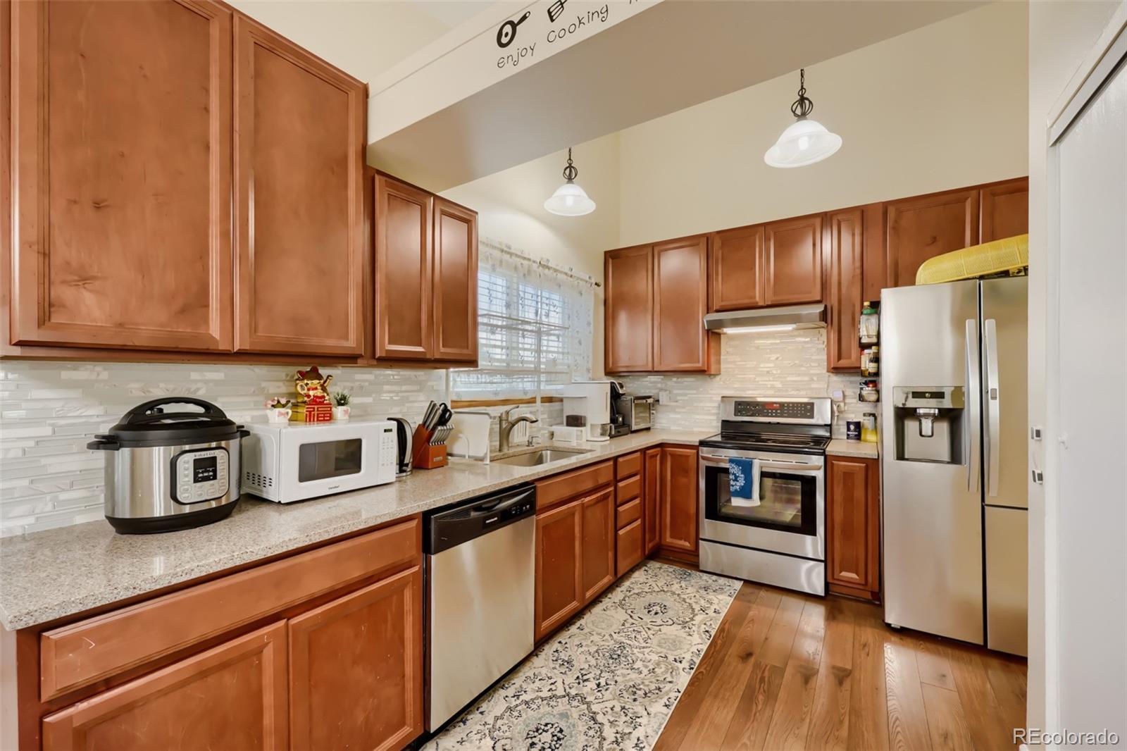 MLS Image #8 for 944 s uravan street,aurora, Colorado