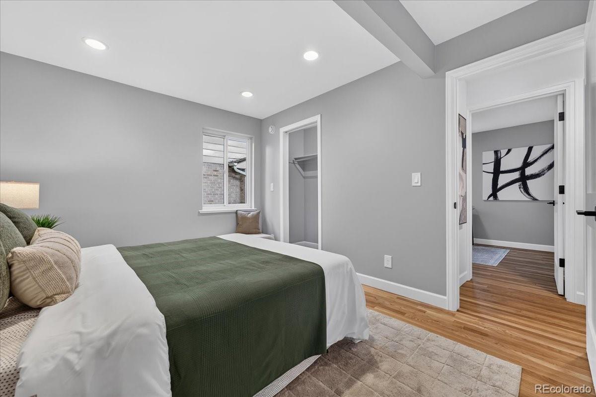 MLS Image #13 for 710  dahlia street,denver, Colorado