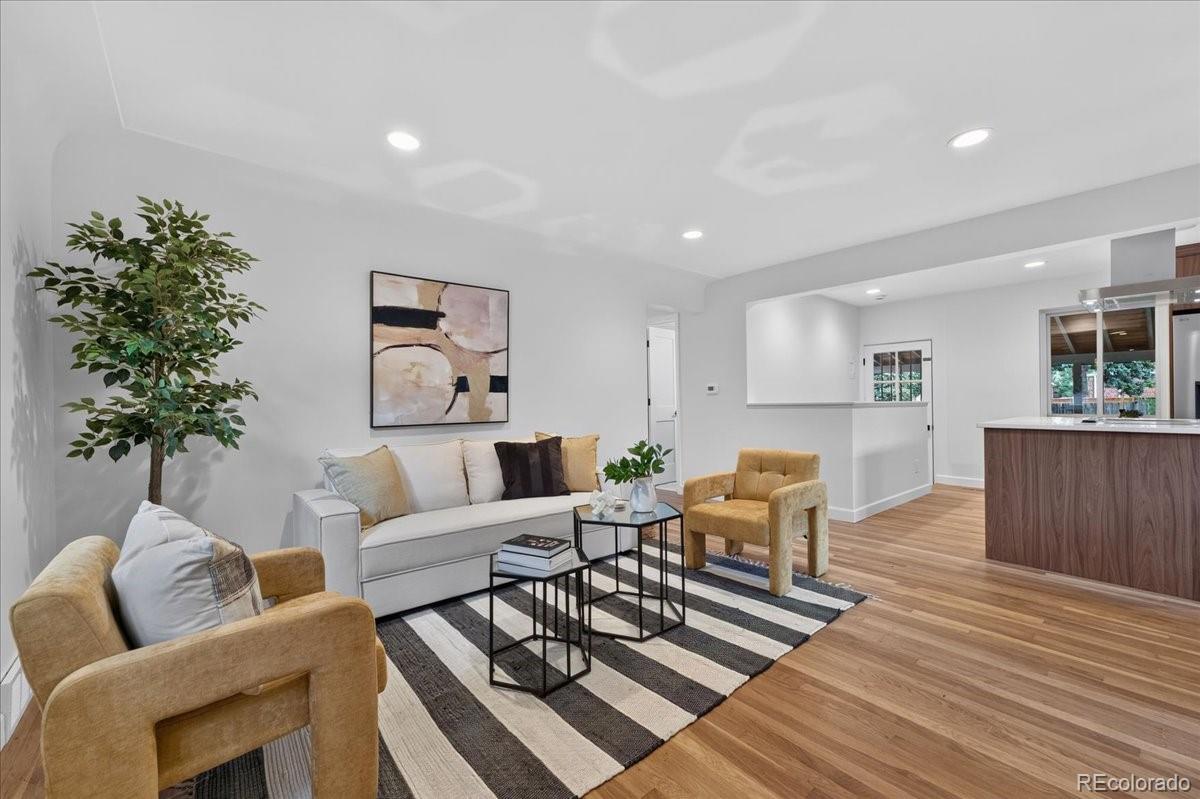 MLS Image #4 for 710  dahlia street,denver, Colorado