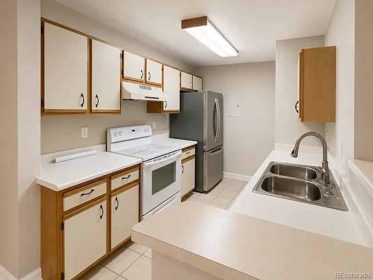 MLS Image #4 for 9510 e florida avenue 1052,denver, Colorado