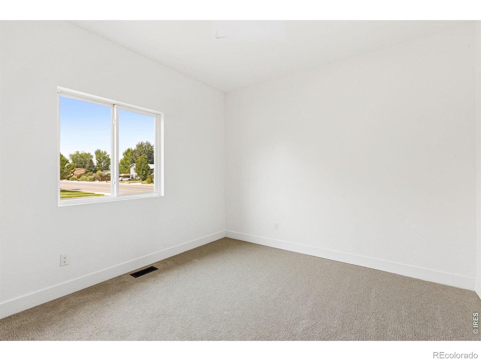 MLS Image #14 for 30  locust street,windsor, Colorado