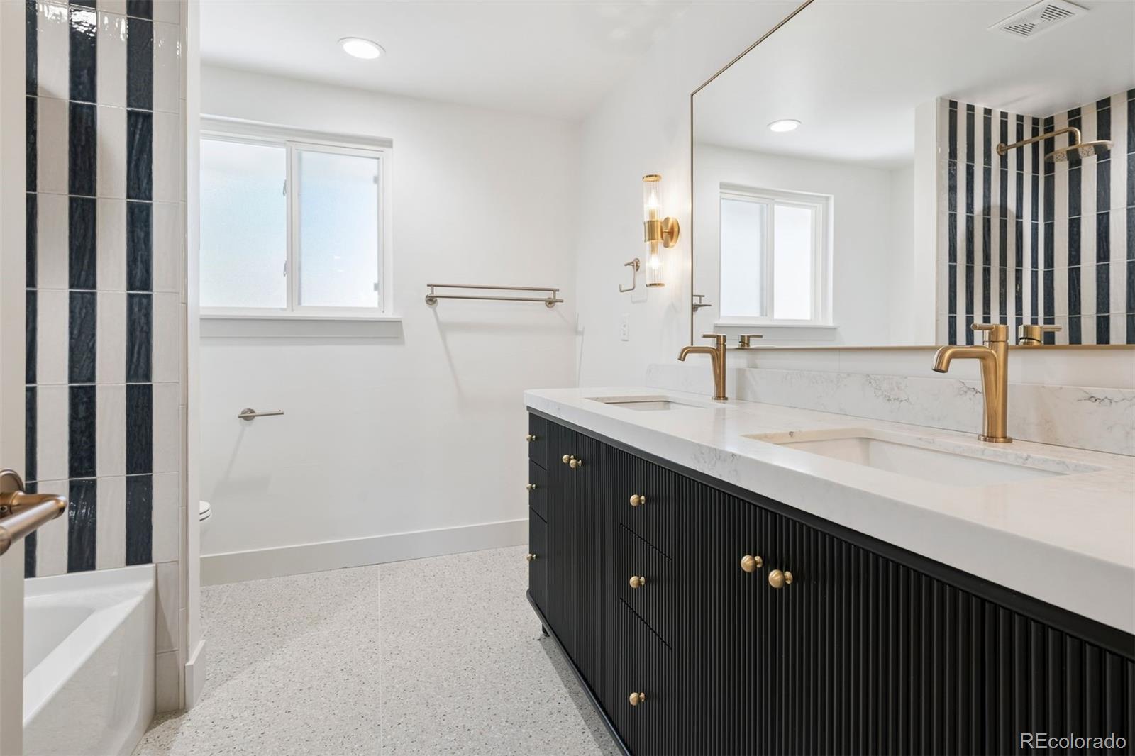 MLS Image #31 for 6577  everett street,arvada, Colorado