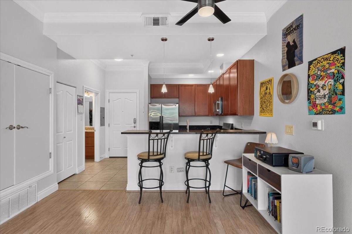 MLS Image #6 for 1700 n emerson street,denver, Colorado
