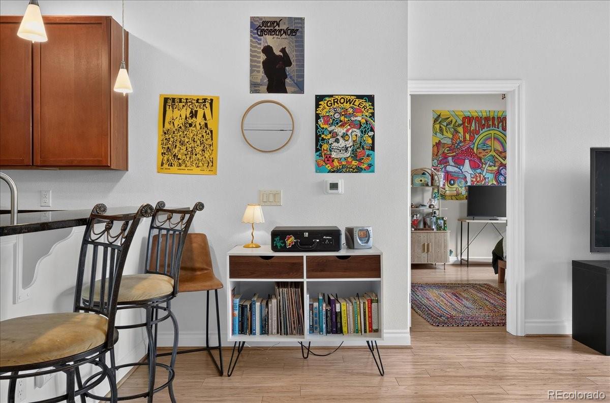 MLS Image #7 for 1700 n emerson street,denver, Colorado