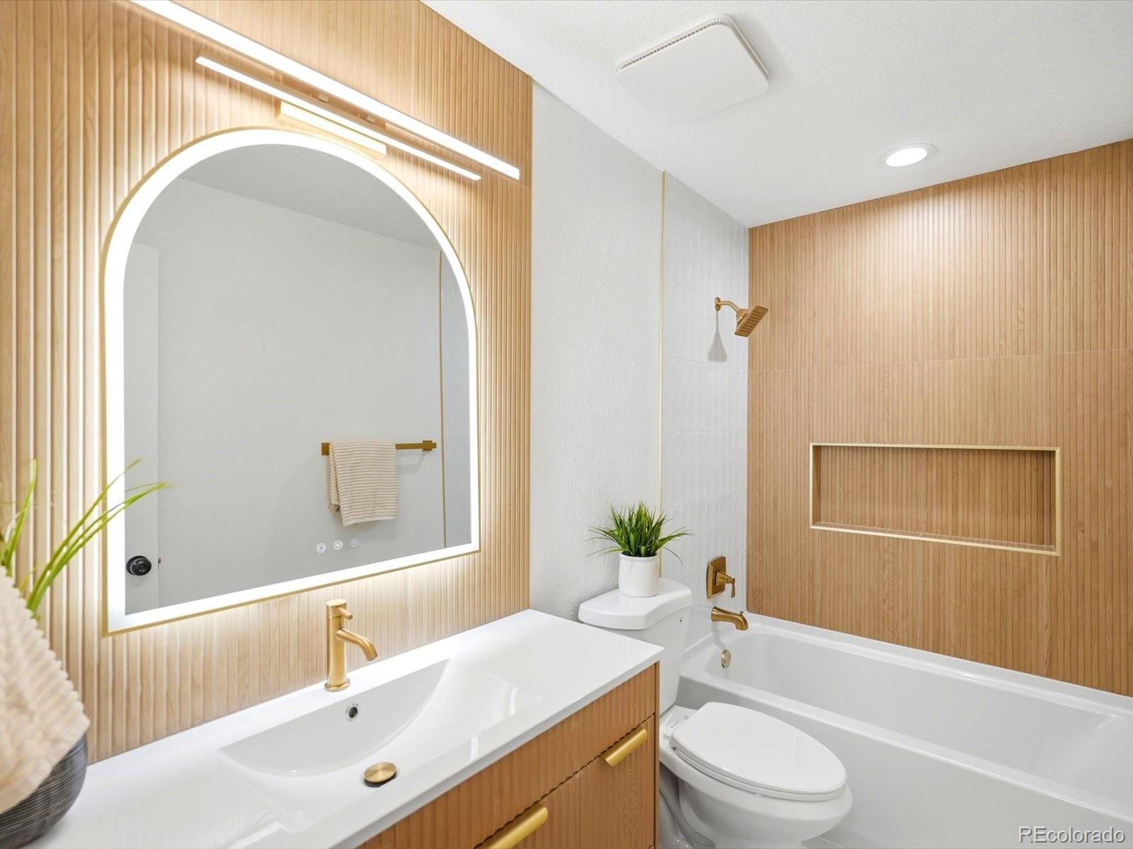 MLS Image #27 for 2451 s holly place,denver, Colorado