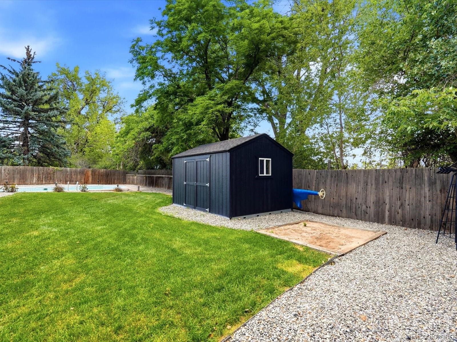 MLS Image #40 for 2451 s holly place,denver, Colorado