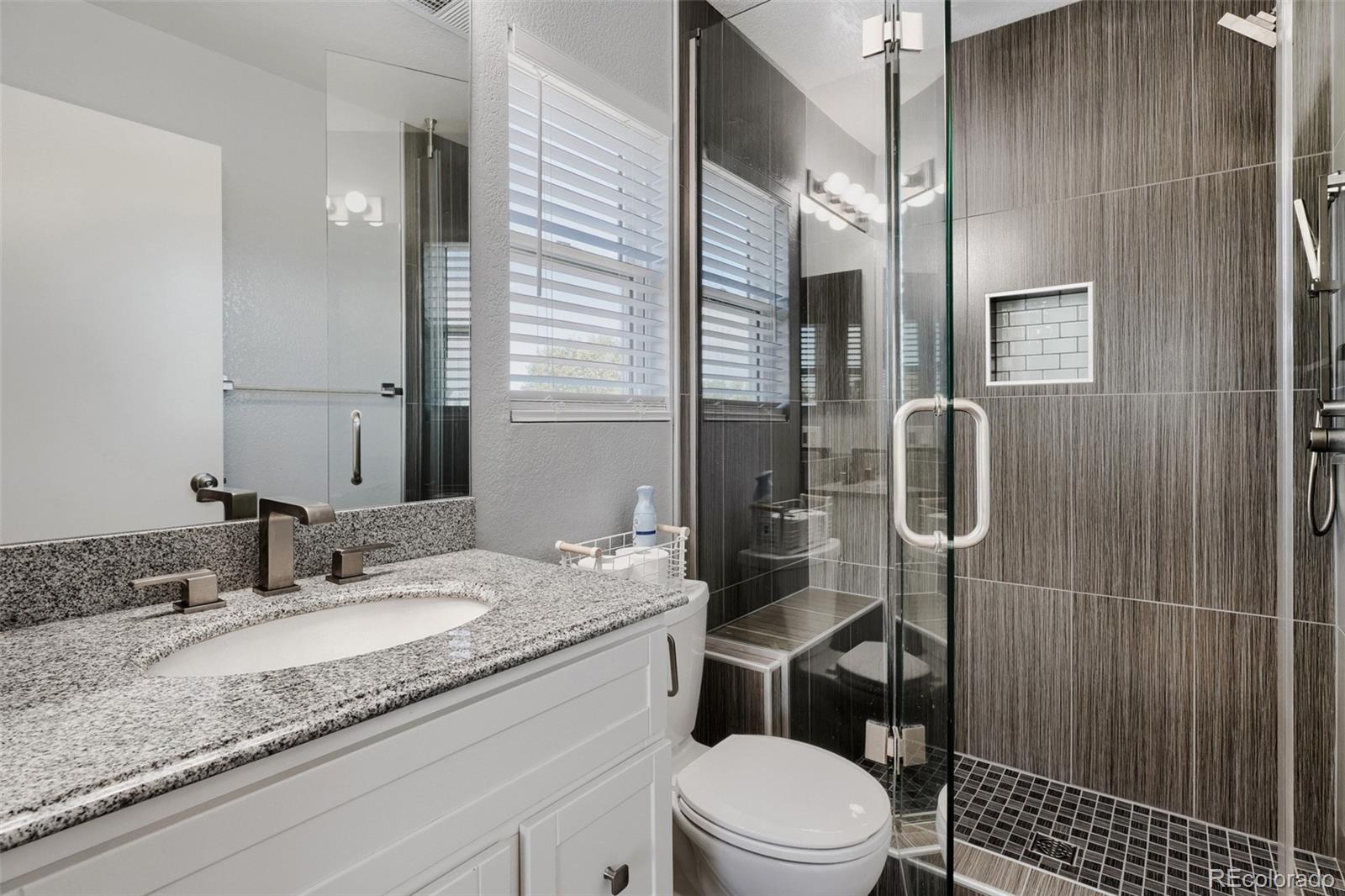 MLS Image #18 for 15673 e 51st place,denver, Colorado