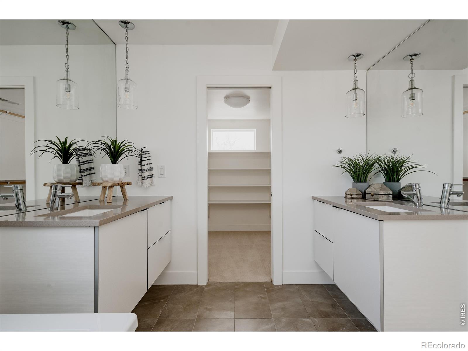 MLS Image #36 for 3724  quivas street,denver, Colorado