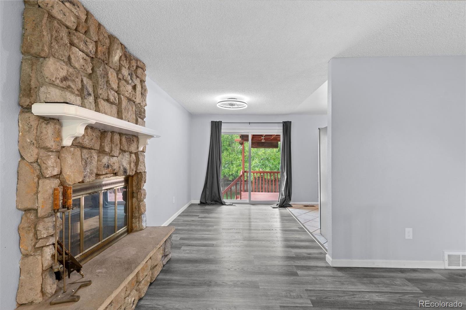MLS Image #17 for 1553 s tucson street,aurora, Colorado
