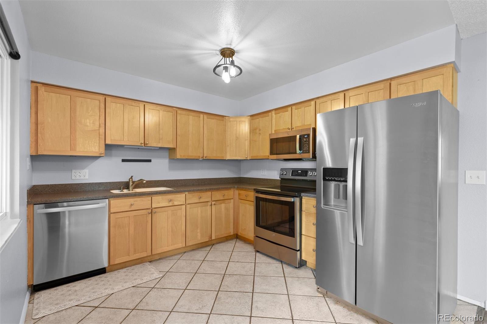 MLS Image #20 for 1553 s tucson street,aurora, Colorado