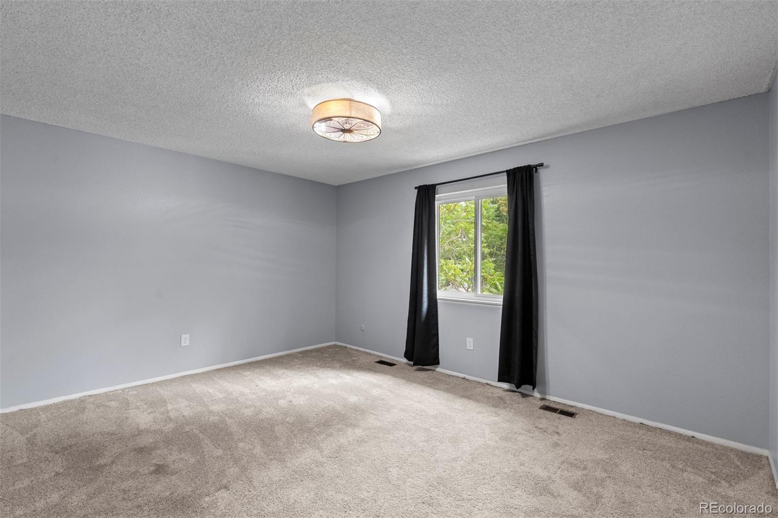 MLS Image #29 for 1553 s tucson street,aurora, Colorado