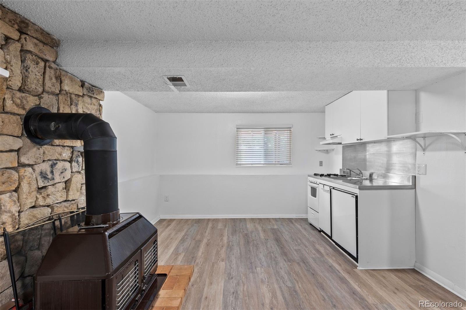 MLS Image #33 for 1553 s tucson street,aurora, Colorado