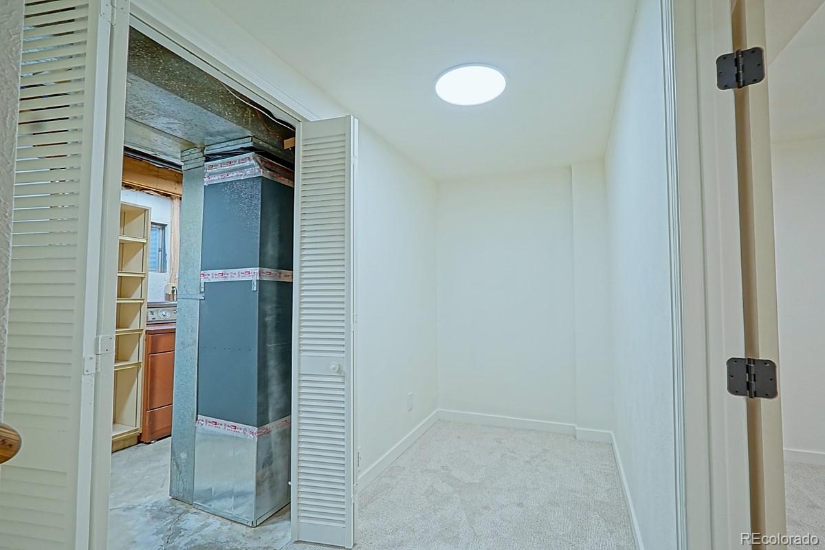 MLS Image #13 for 8711  carr loop,arvada, Colorado
