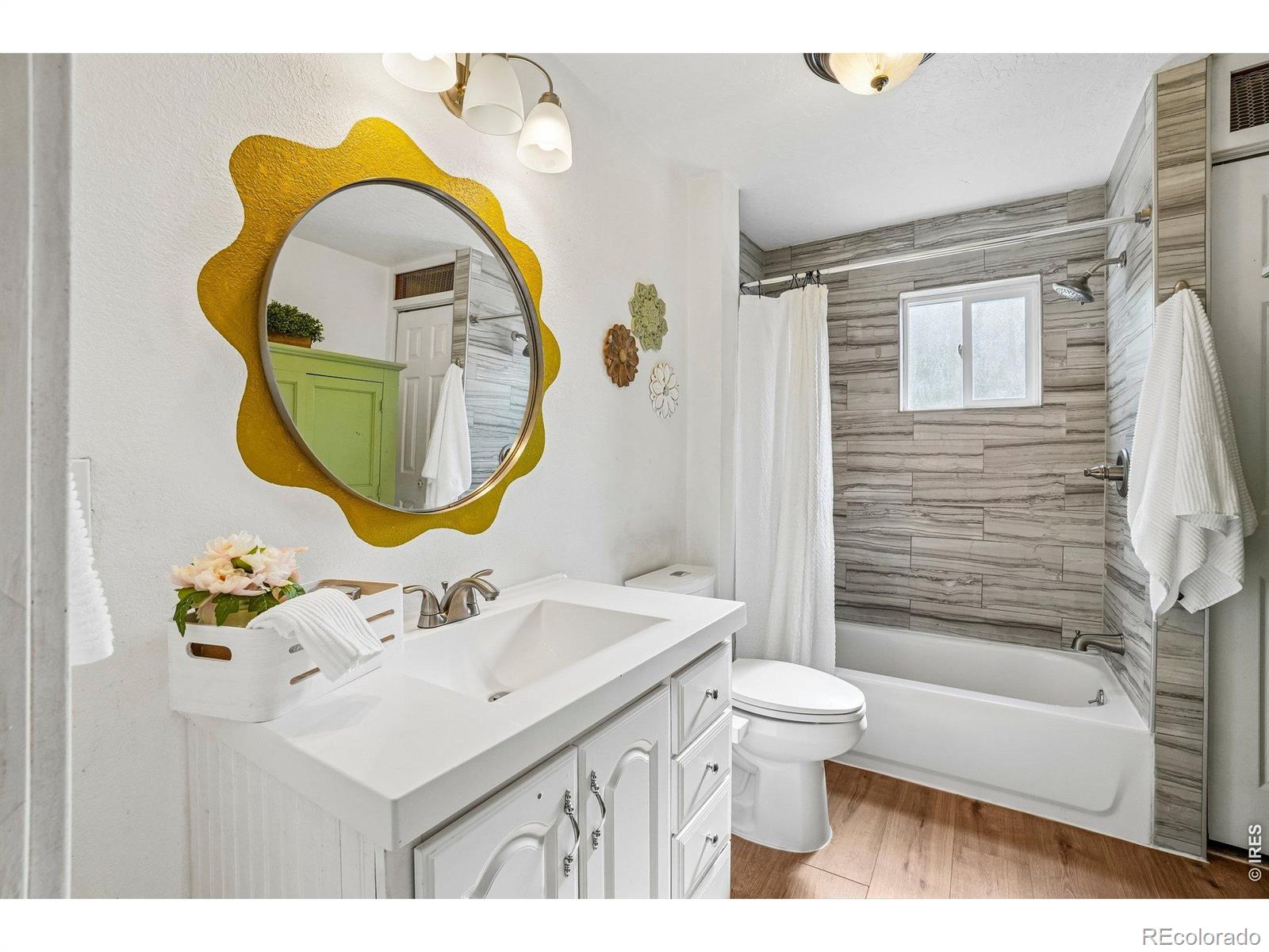 MLS Image #10 for 127 e saint clair avenue,longmont, Colorado