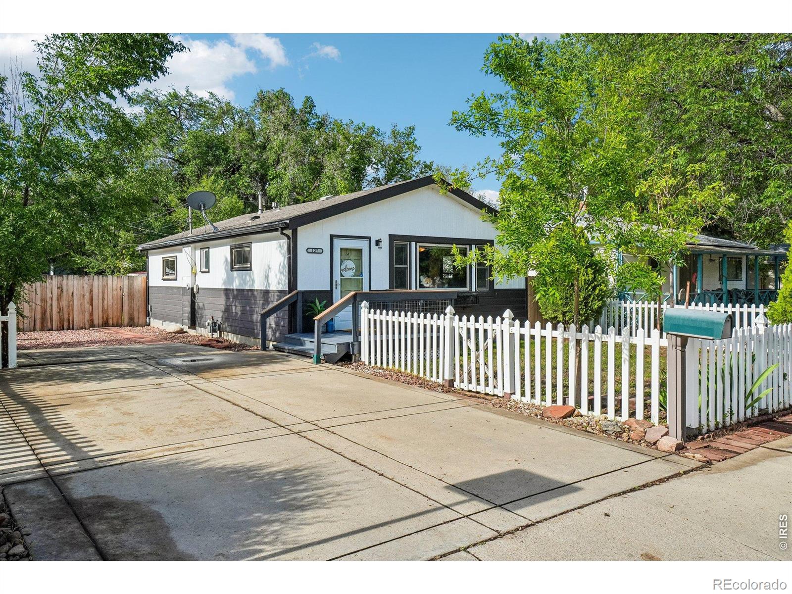 MLS Image #24 for 127 e saint clair avenue,longmont, Colorado