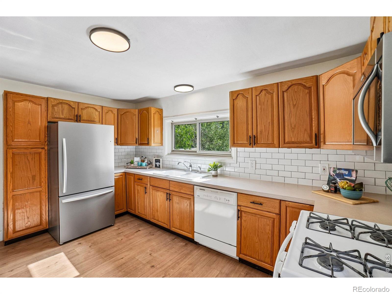 MLS Image #9 for 127 e saint clair avenue,longmont, Colorado