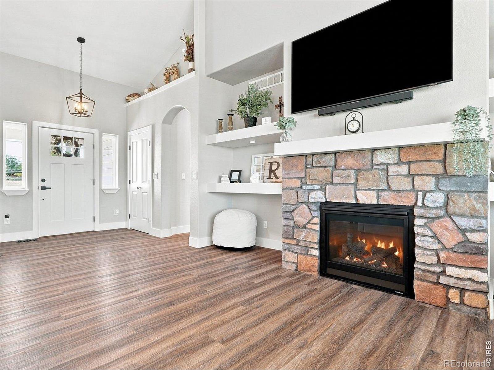 MLS Image #8 for 27857  hopi trail,loveland, Colorado