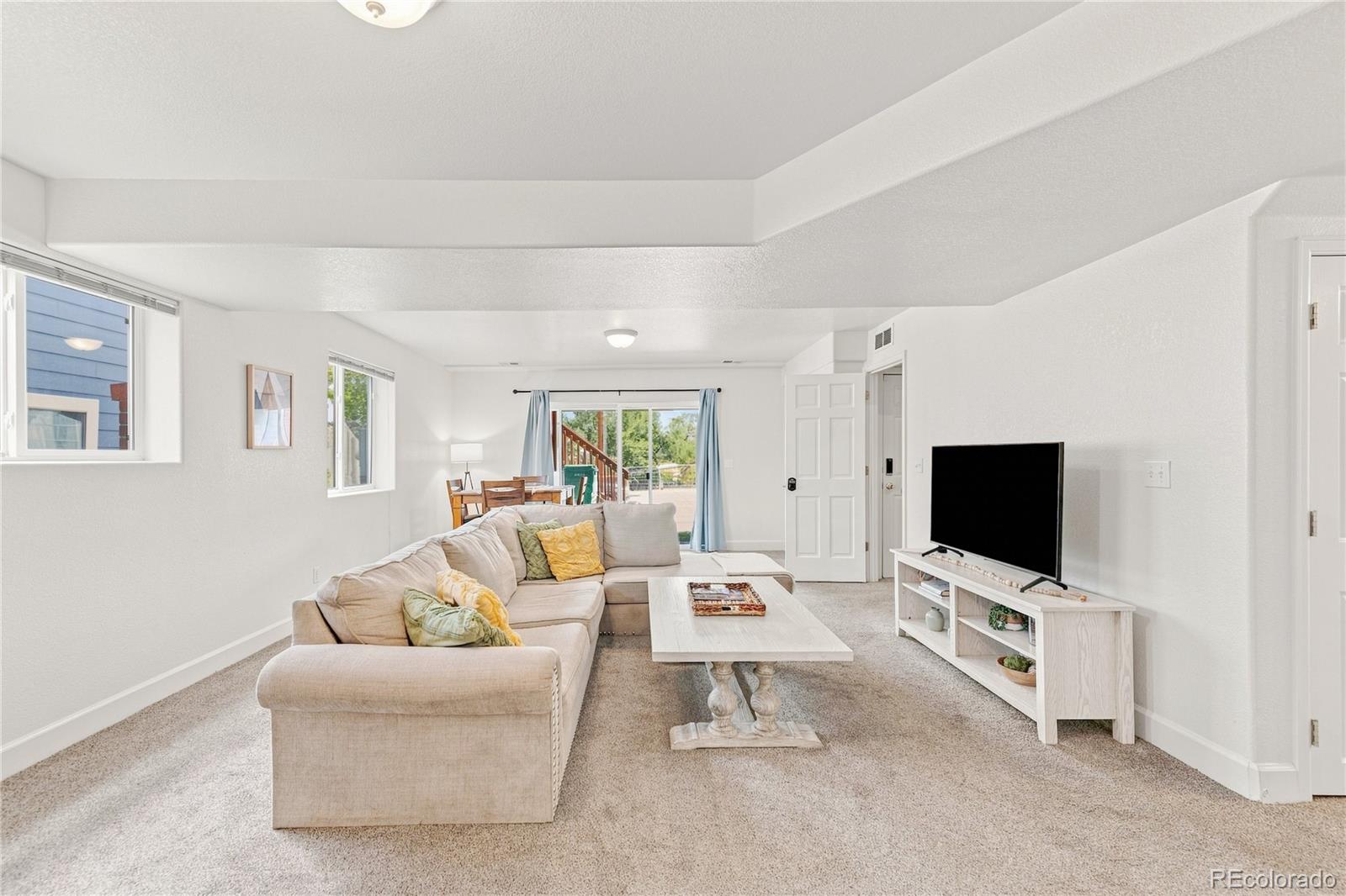 MLS Image #13 for 5727 w ohio avenue,denver, Colorado