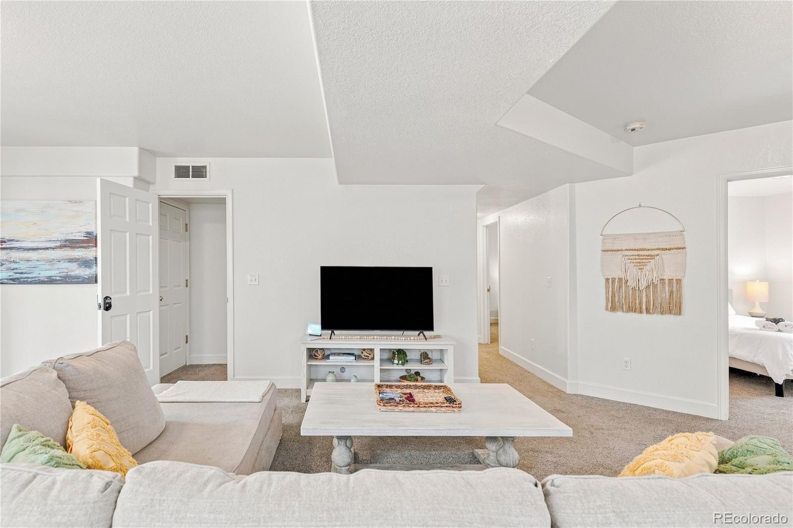 MLS Image #14 for 5727 w ohio avenue,denver, Colorado