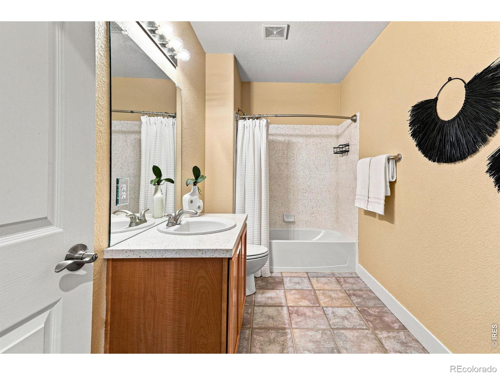 MLS Image #37 for 3076  red deer trail,lafayette, Colorado