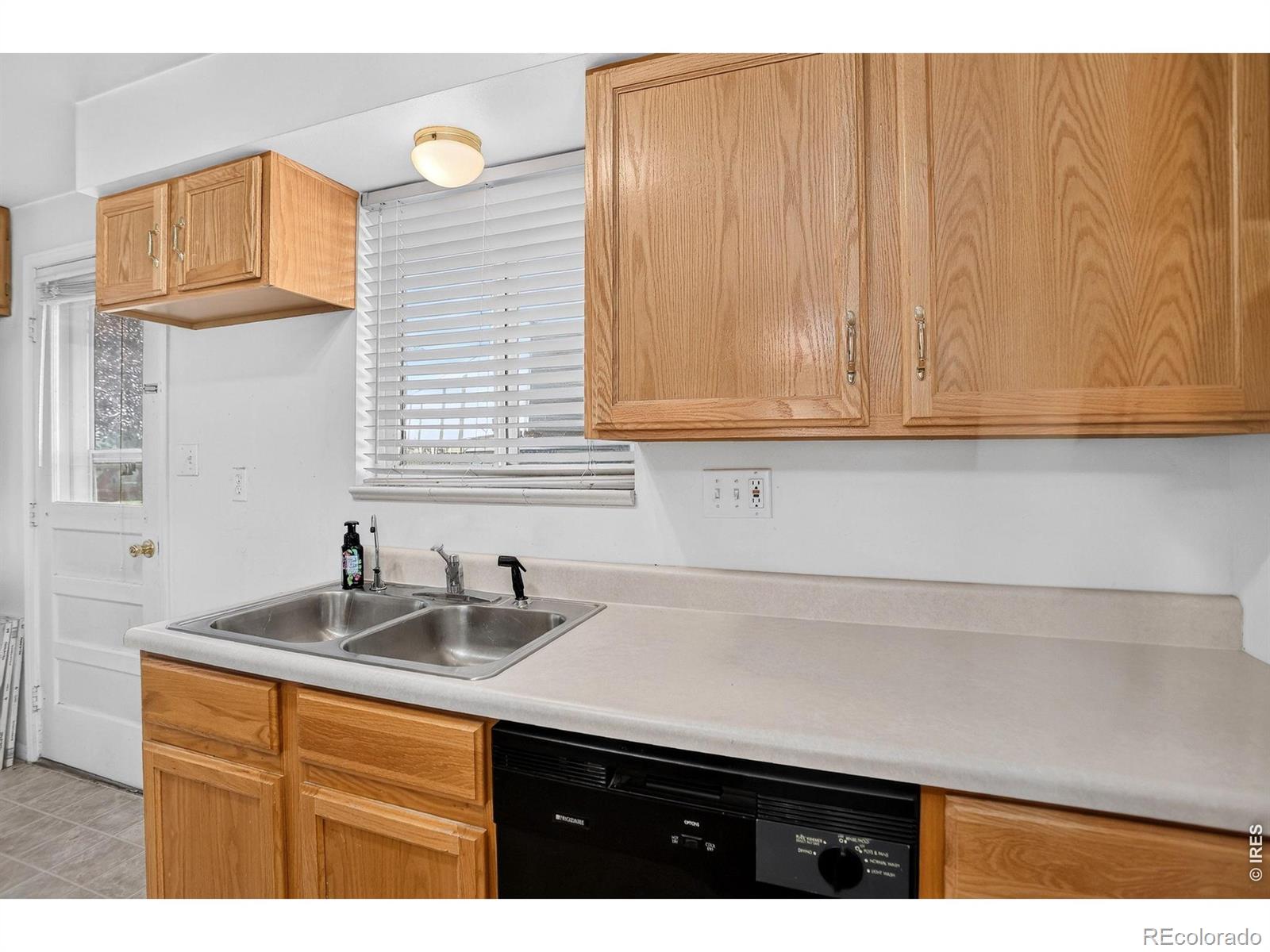MLS Image #12 for 219  chestnut street,windsor, Colorado