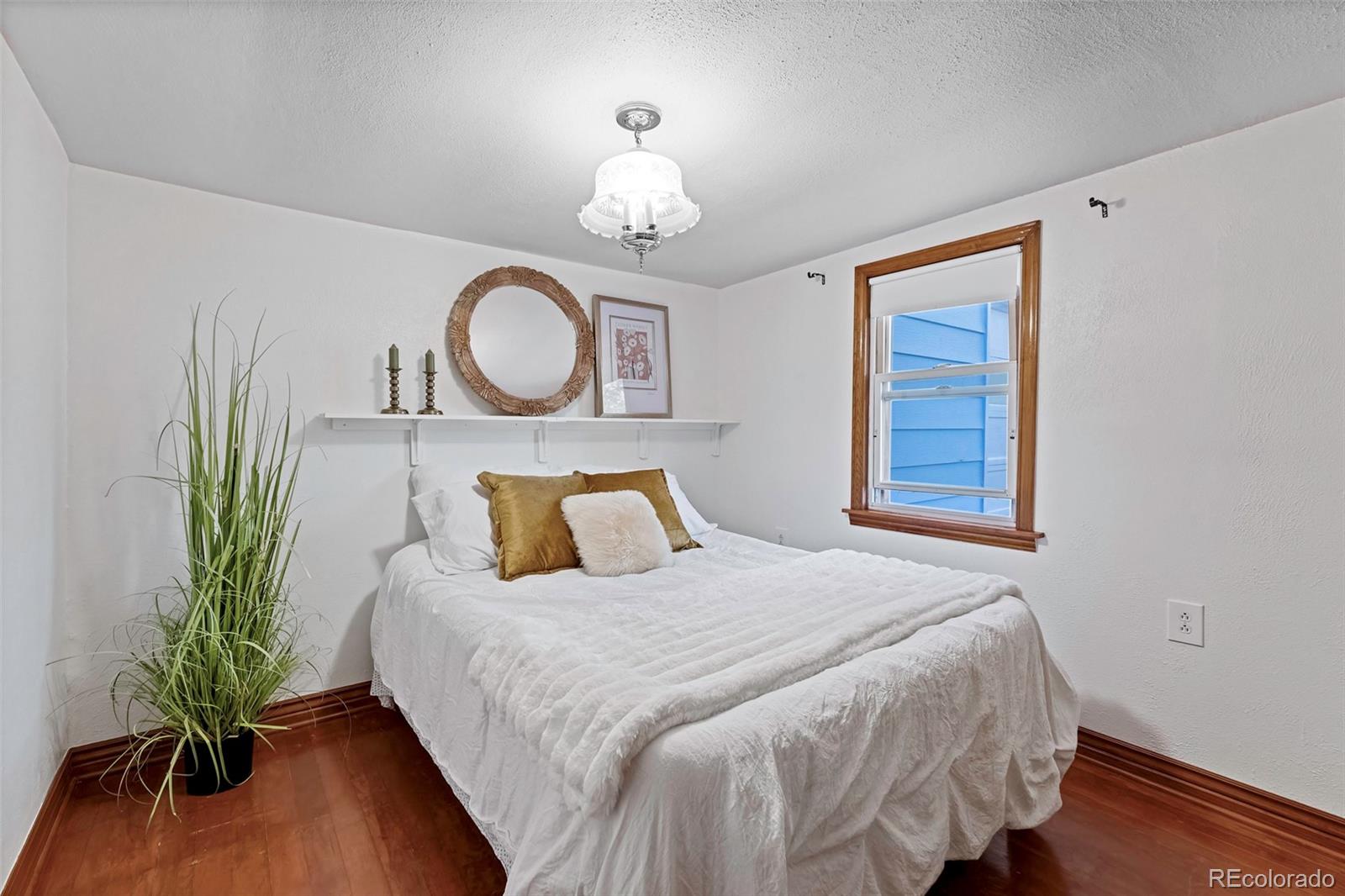 MLS Image #16 for 4707 s cherokee street,englewood, Colorado