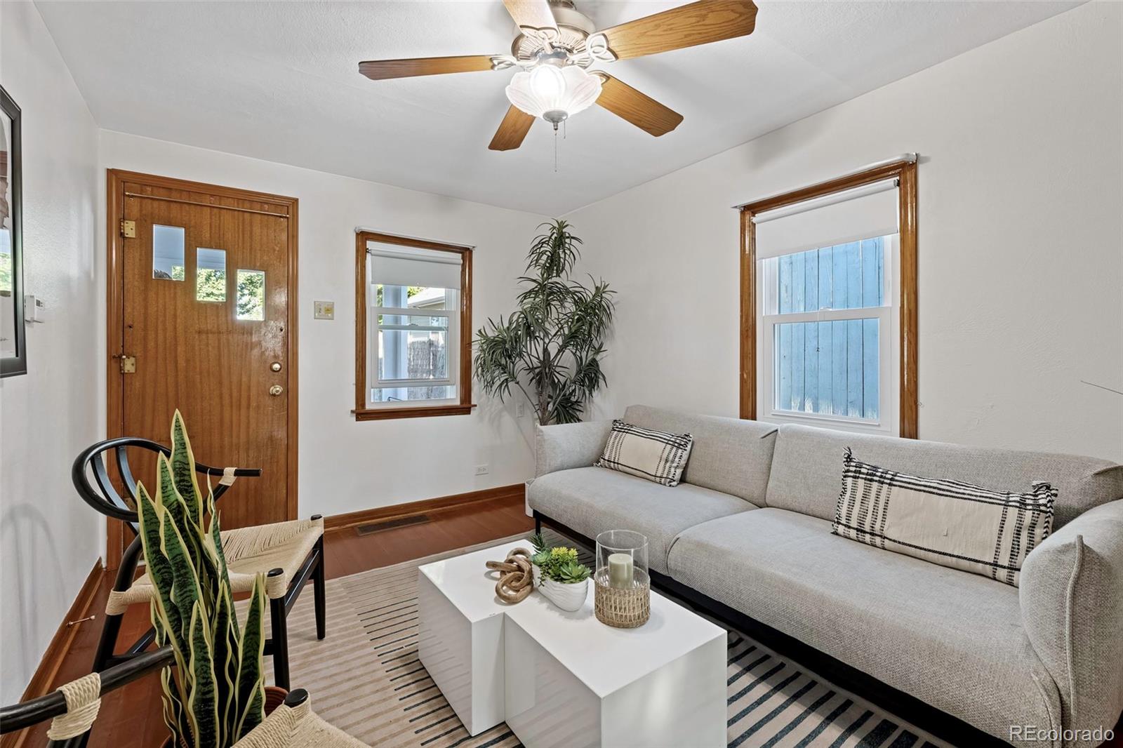 MLS Image #5 for 4707 s cherokee street,englewood, Colorado