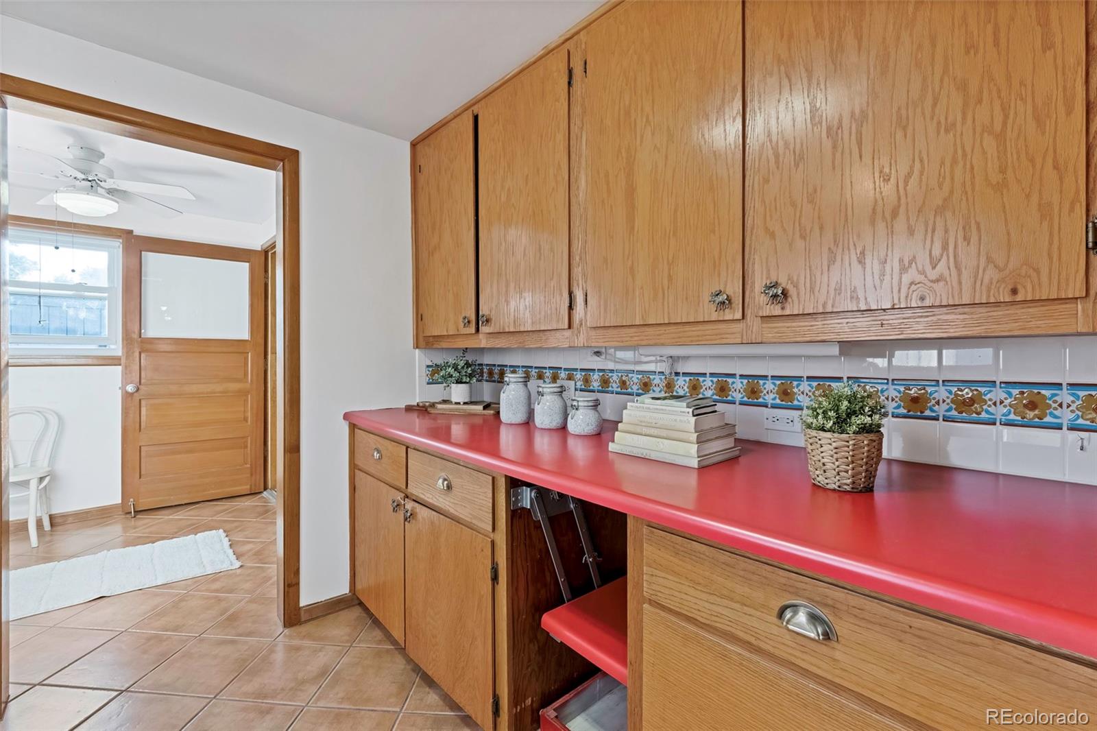 MLS Image #9 for 4707 s cherokee street,englewood, Colorado