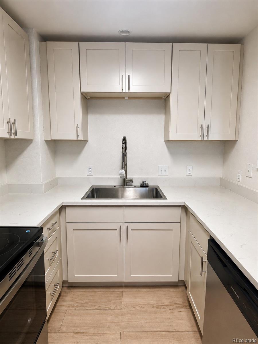 MLS Image #10 for 3226 w girard avenue,englewood, Colorado