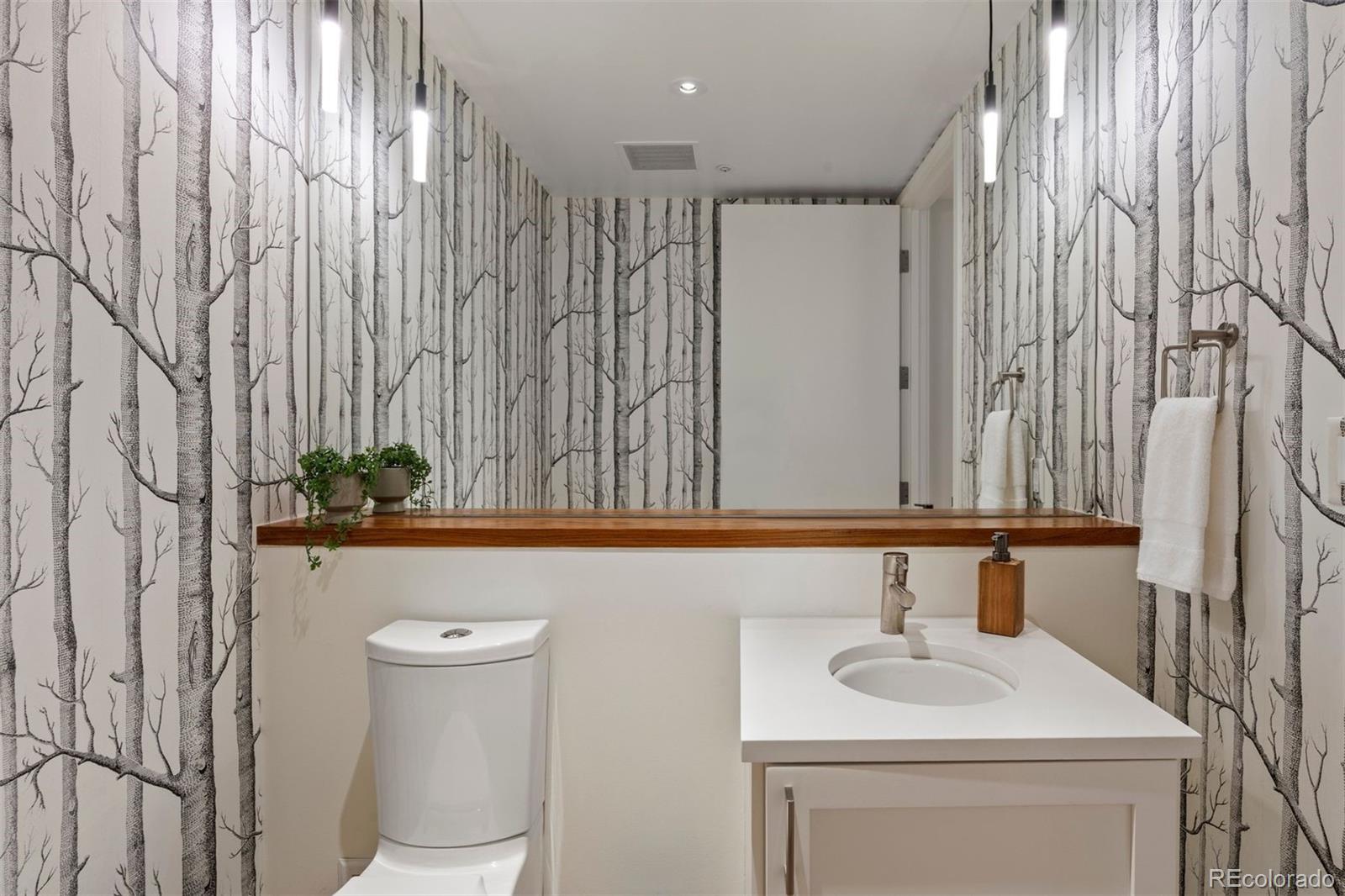 MLS Image #15 for 1750  wewatta street 1009,denver, Colorado