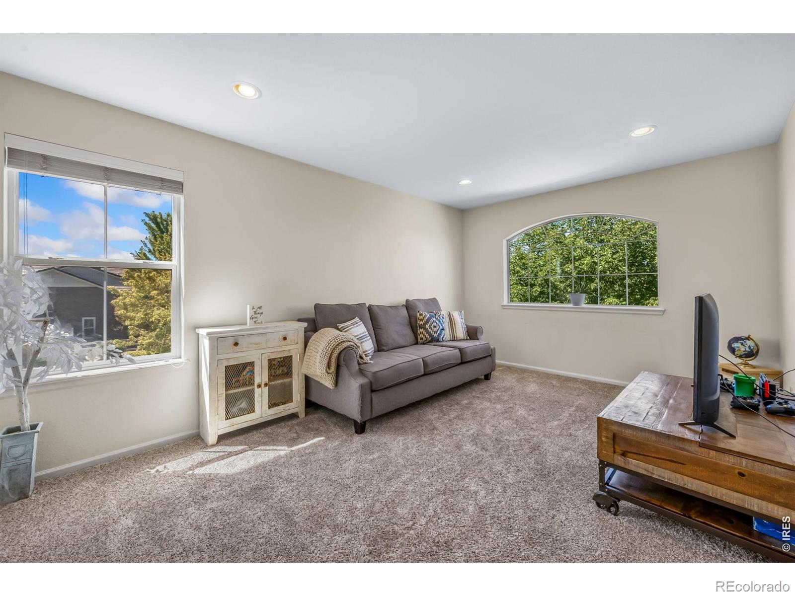 MLS Image #11 for 3855  arrowwood lane,johnstown, Colorado