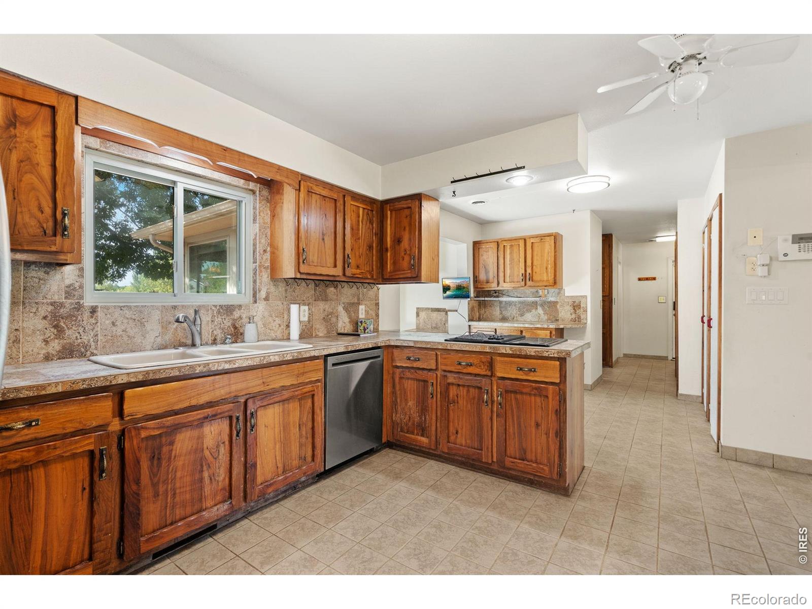 MLS Image #13 for 1825  longworth road,fort collins, Colorado