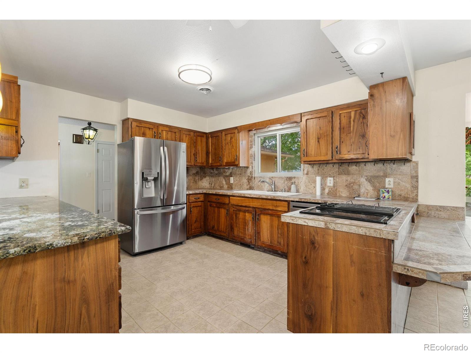 MLS Image #14 for 1825  longworth road,fort collins, Colorado