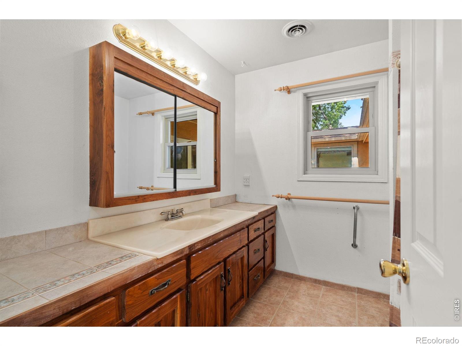 MLS Image #29 for 1825  longworth road,fort collins, Colorado