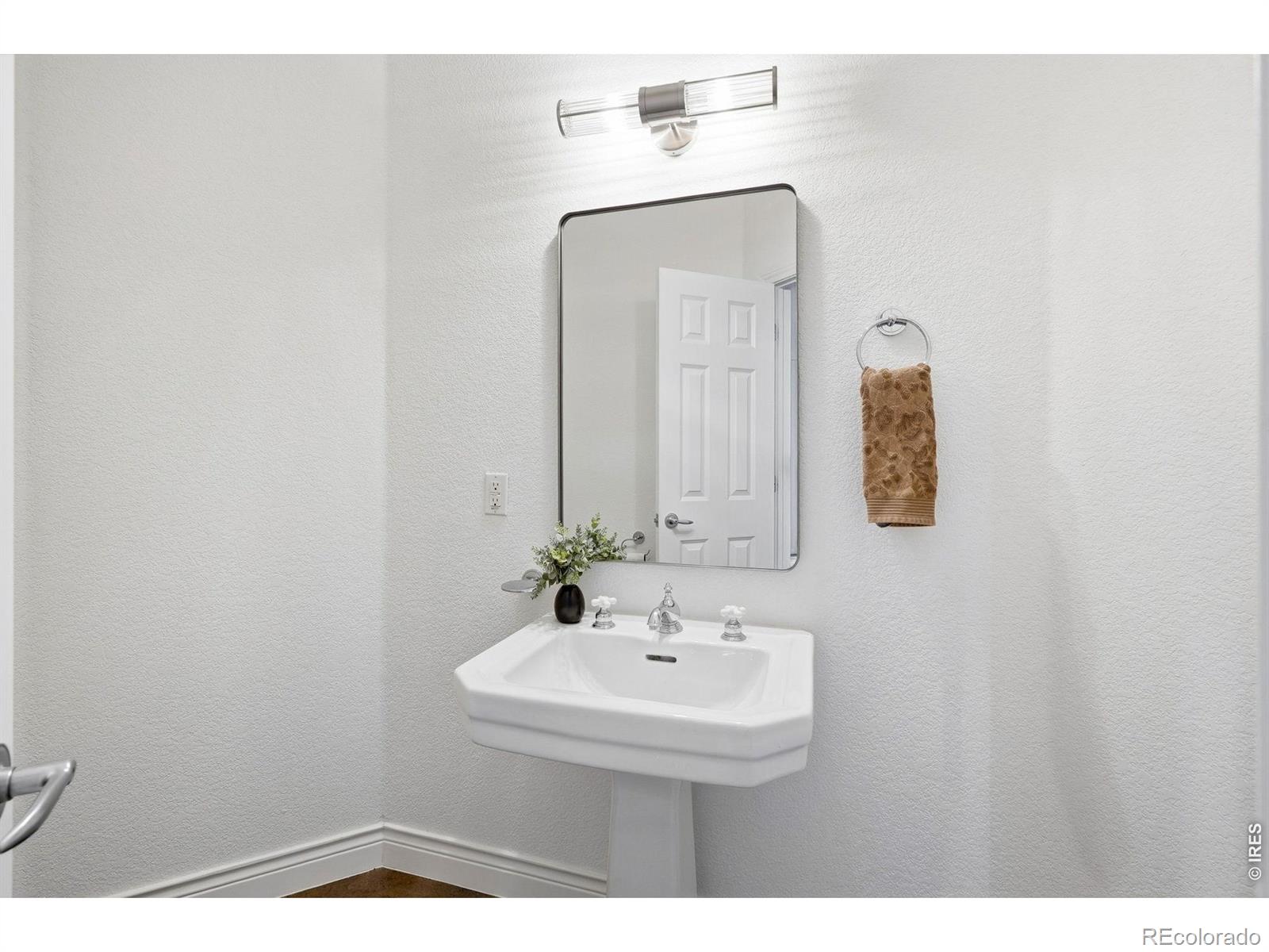 MLS Image #18 for 2554  dutch court,lafayette, Colorado