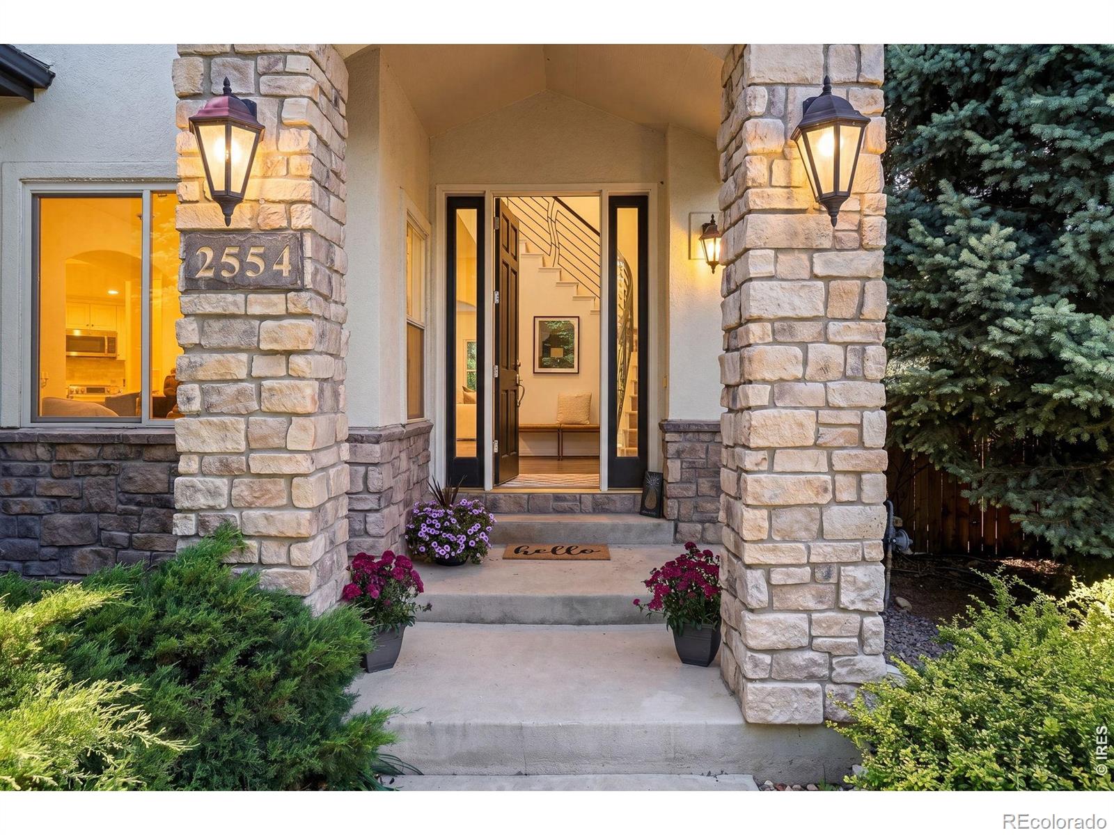 MLS Image #2 for 2554  dutch court,lafayette, Colorado