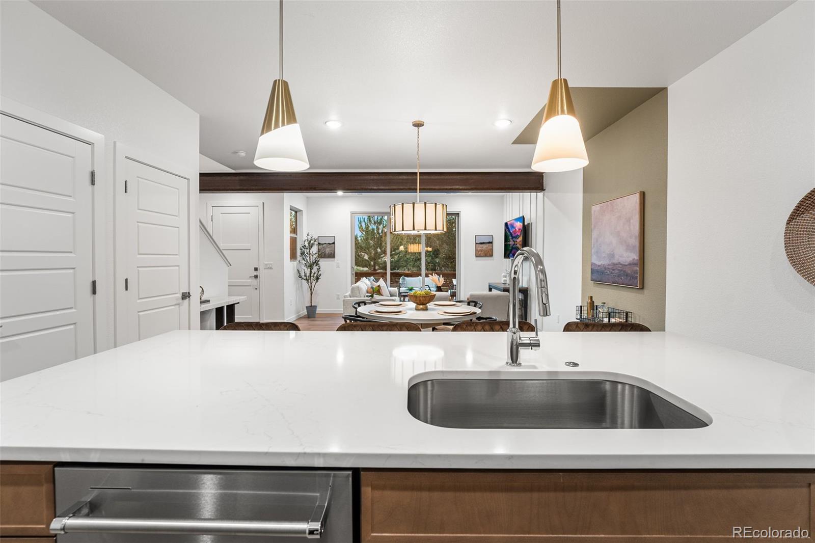 MLS Image #15 for 12334 w 58th court,arvada, Colorado