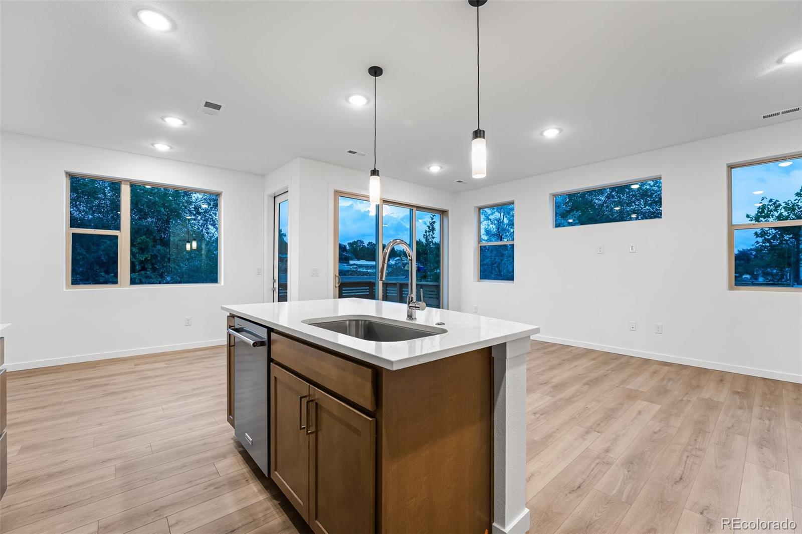 MLS Image #12 for 12318 w 58th court,arvada, Colorado
