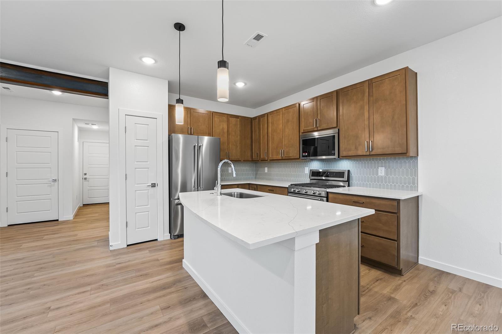 MLS Image #14 for 12318 w 58th court,arvada, Colorado