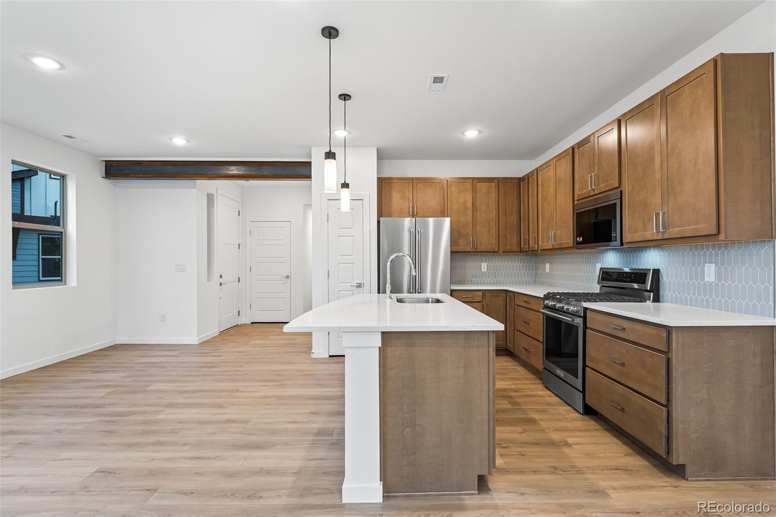 MLS Image #15 for 12318 w 58th court,arvada, Colorado