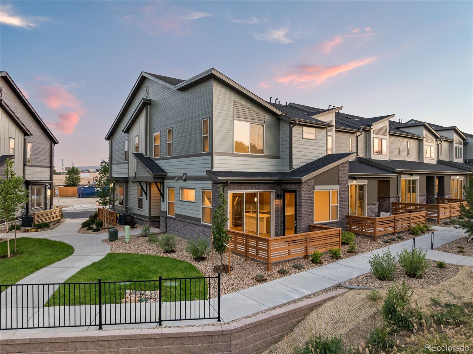 MLS Image #2 for 12318 w 58th court,arvada, Colorado