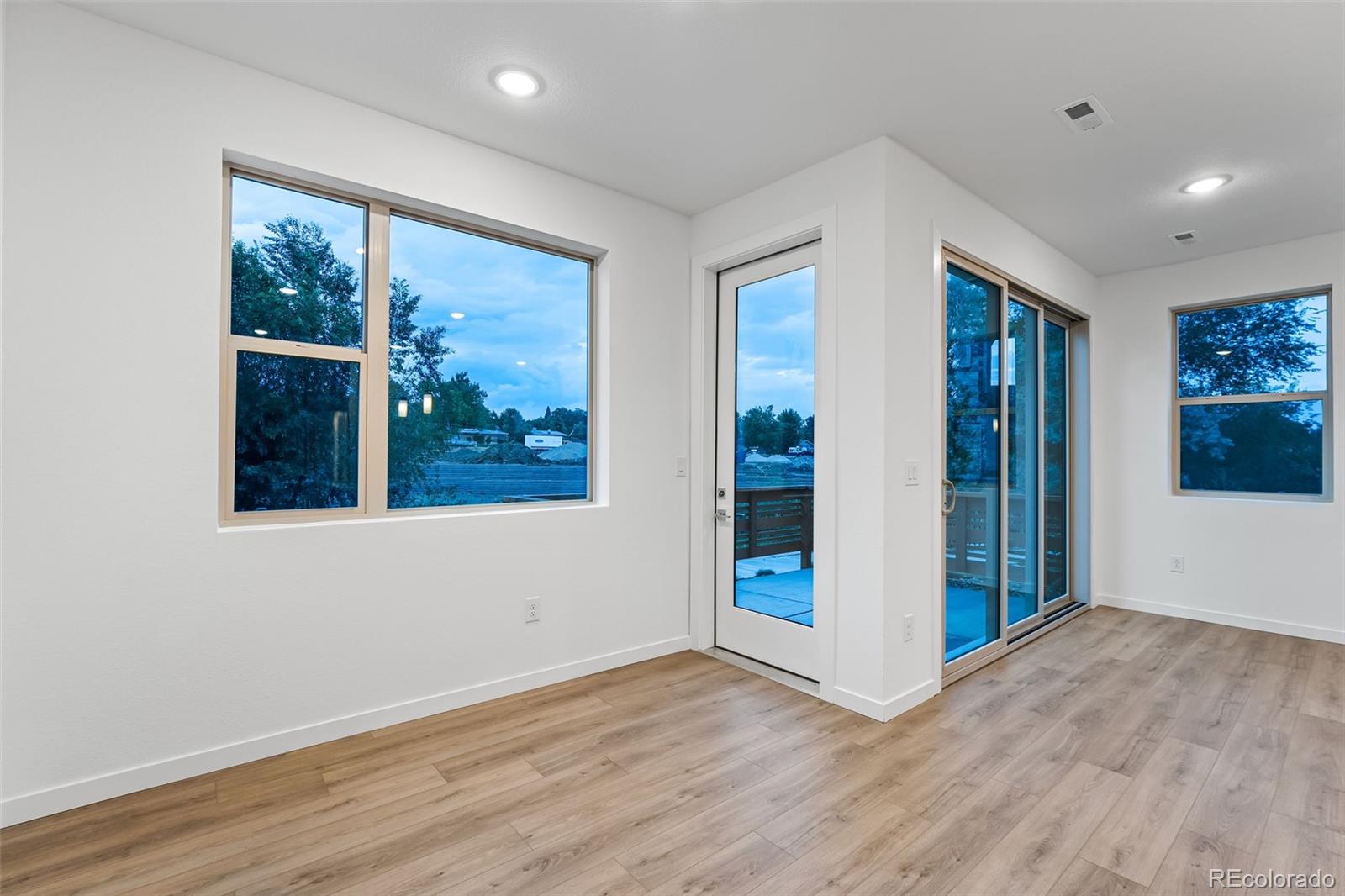 MLS Image #22 for 12318 w 58th court,arvada, Colorado