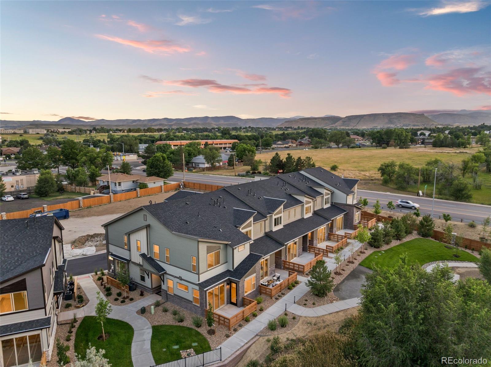MLS Image #3 for 12318 w 58th court,arvada, Colorado