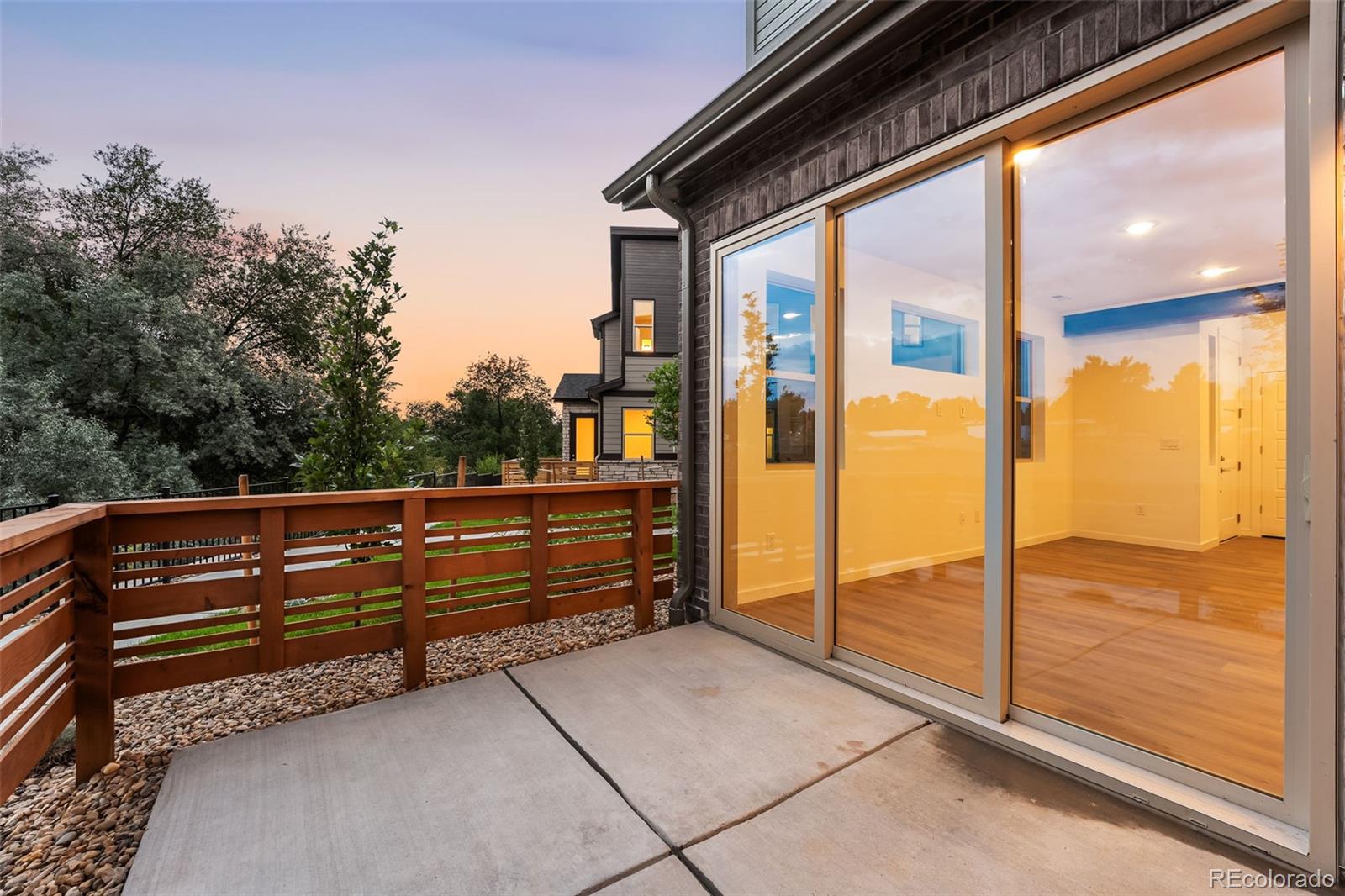 MLS Image #4 for 12318 w 58th court,arvada, Colorado