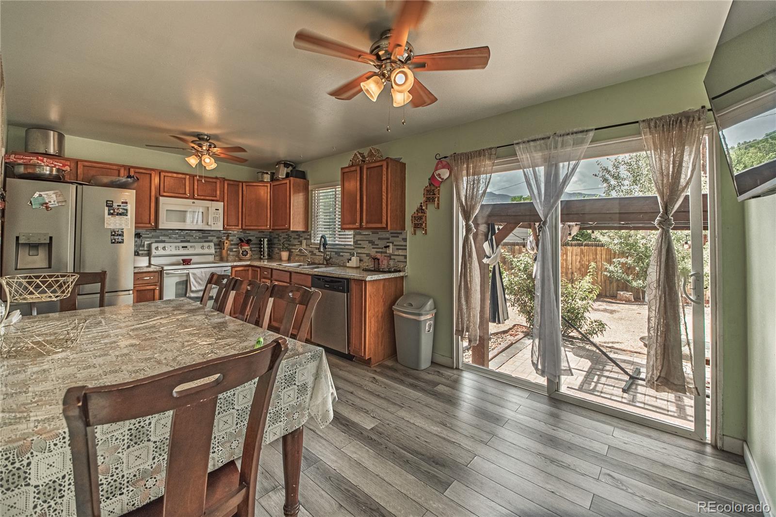 MLS Image #7 for 1118  maxwell street,colorado springs, Colorado